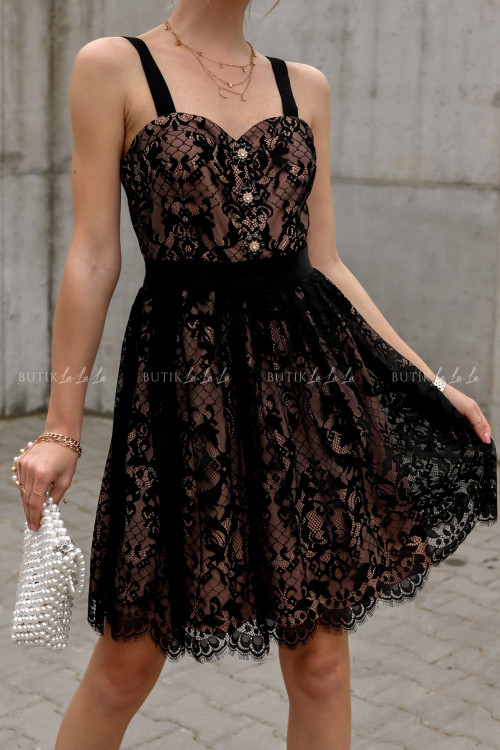 sukienka czarna koronkowa Aurina