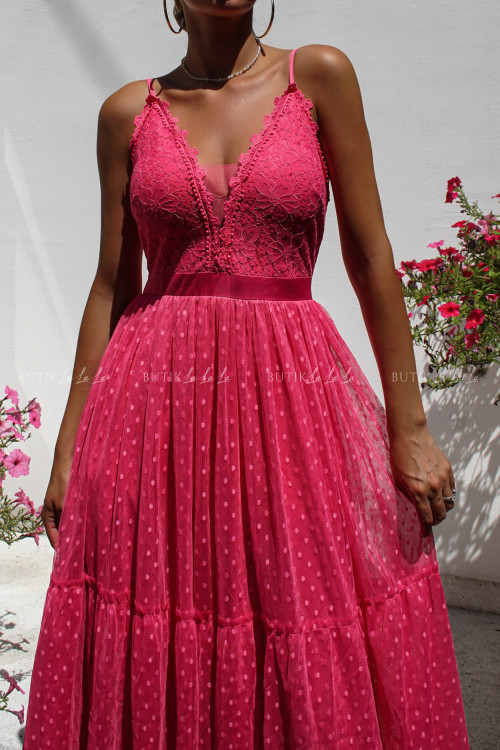 sukienka różowa koronkowa Beauty