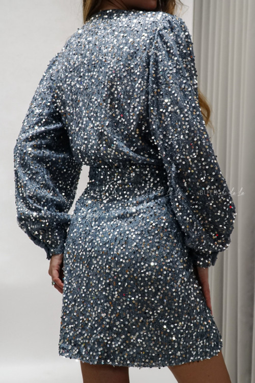 Sukienka cekinowa siwo srebrna Flora 1