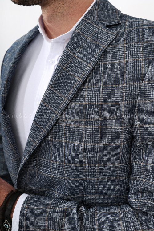 Granatowa marynarka w kratę