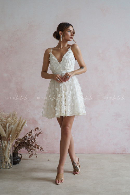 Sukienka kremowa kwiatowa Suzie 3