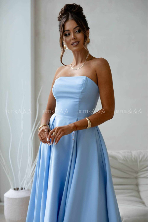 Sukienka rozkloszowana błękitna Mufina