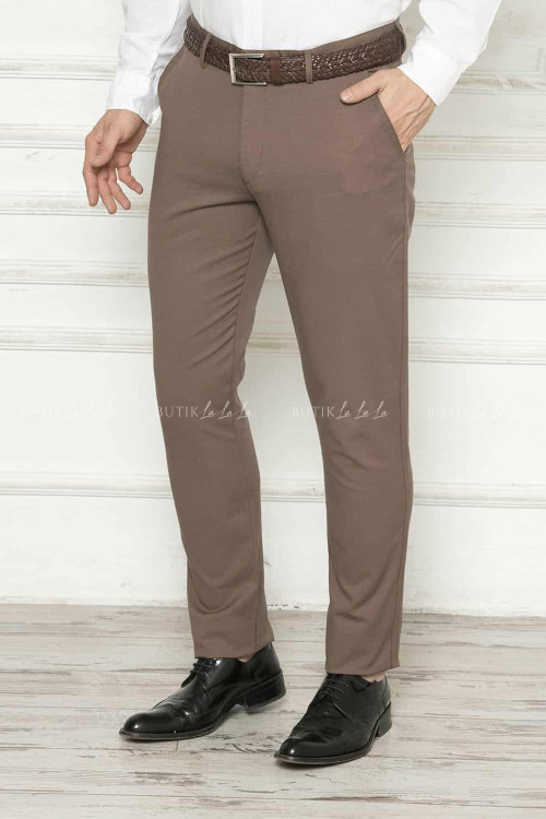 Eleganckie spodnie męskie klasyczne brązowe materiałowe
