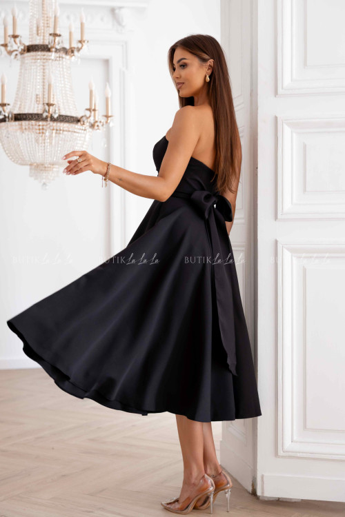 Sukienka rozkloszowana z kokardą czarna Asti