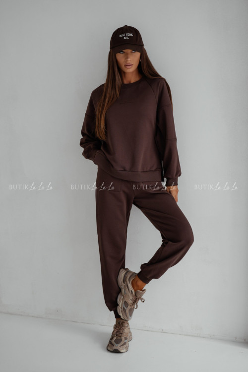 Komplet dresowy brązowy Lunie 5