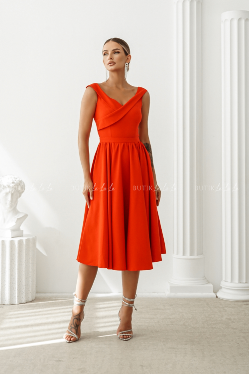 Sukienka czerwona Lesandra PREMIUM 4