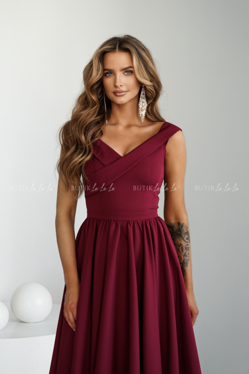 Sukienka bordowa Lesandra PREMIUM 3