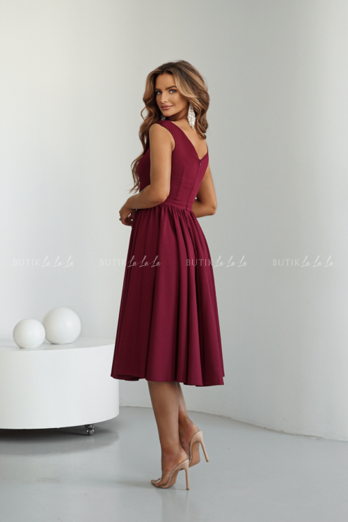 Sukienka bordowa Lesandra PREMIUM 4