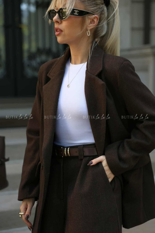 Płaszcz o kroju marynarki brązowy w jodełkę Busi 2