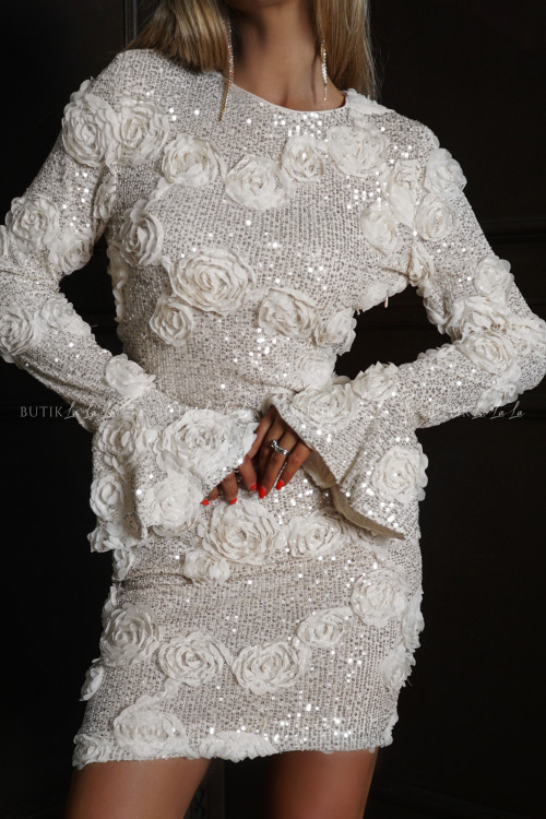 Sukienka cekinowa z kwiatami beżowo srebrna Moli 4