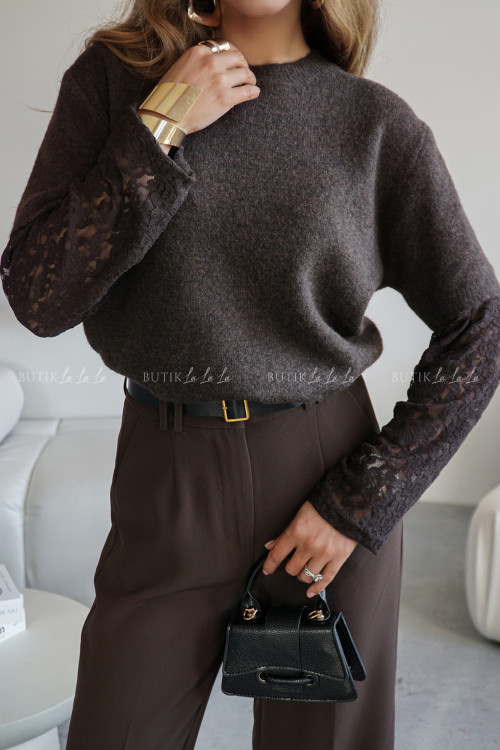 Sweter z koronkowymi rękawami brązowy Diddie 1