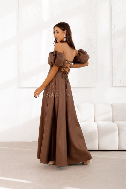 Sukienka maxi z rękawami połyskująca brązowa Bridget 2
