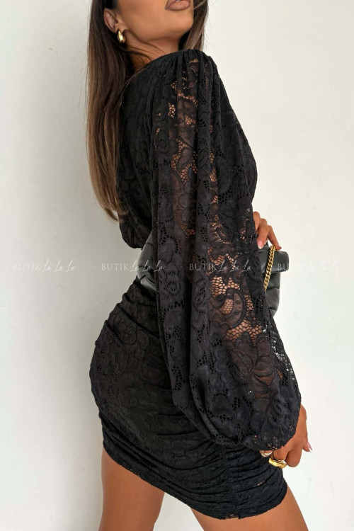 Sukienka koronkowa czarna Belimo 1