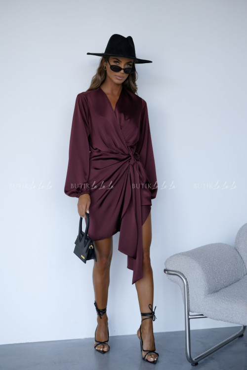 Sukienka satynowa czekoladowa Selena 2