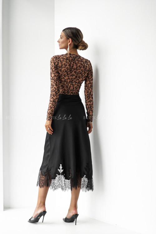 Spódnica satynowa z koronką czarna Lumie 1