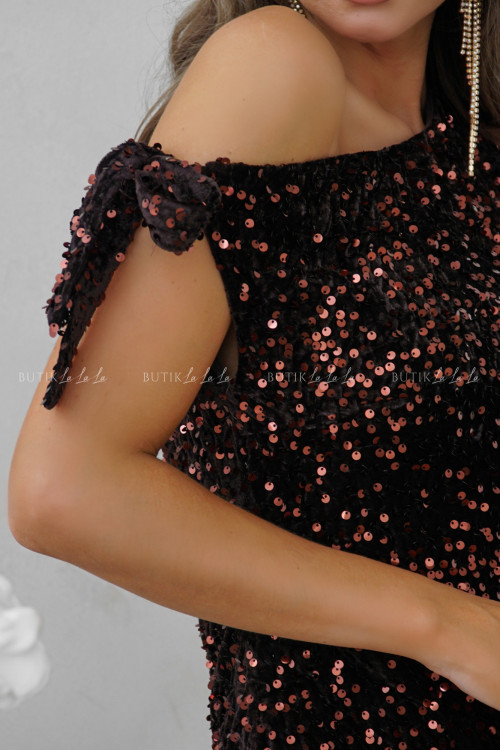 Sukienka cekinowa brązowa Rozalina 3